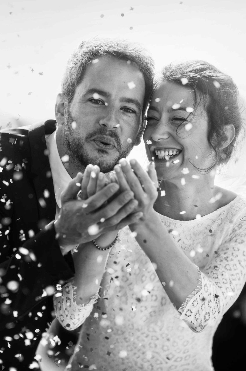 https://plaisir-dimages.com/wp-content/uploads/2020/11/home_02_image_02-850x1280.jpg